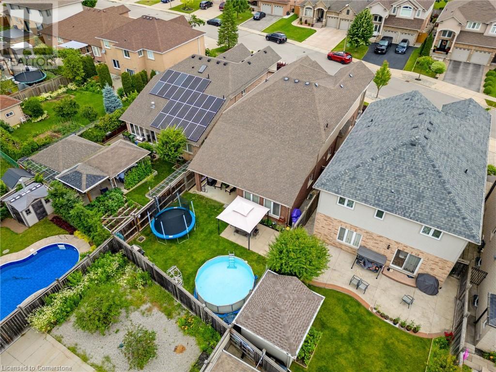 Photo 34 of 52 Arrowhead Drive, Hamilton ON