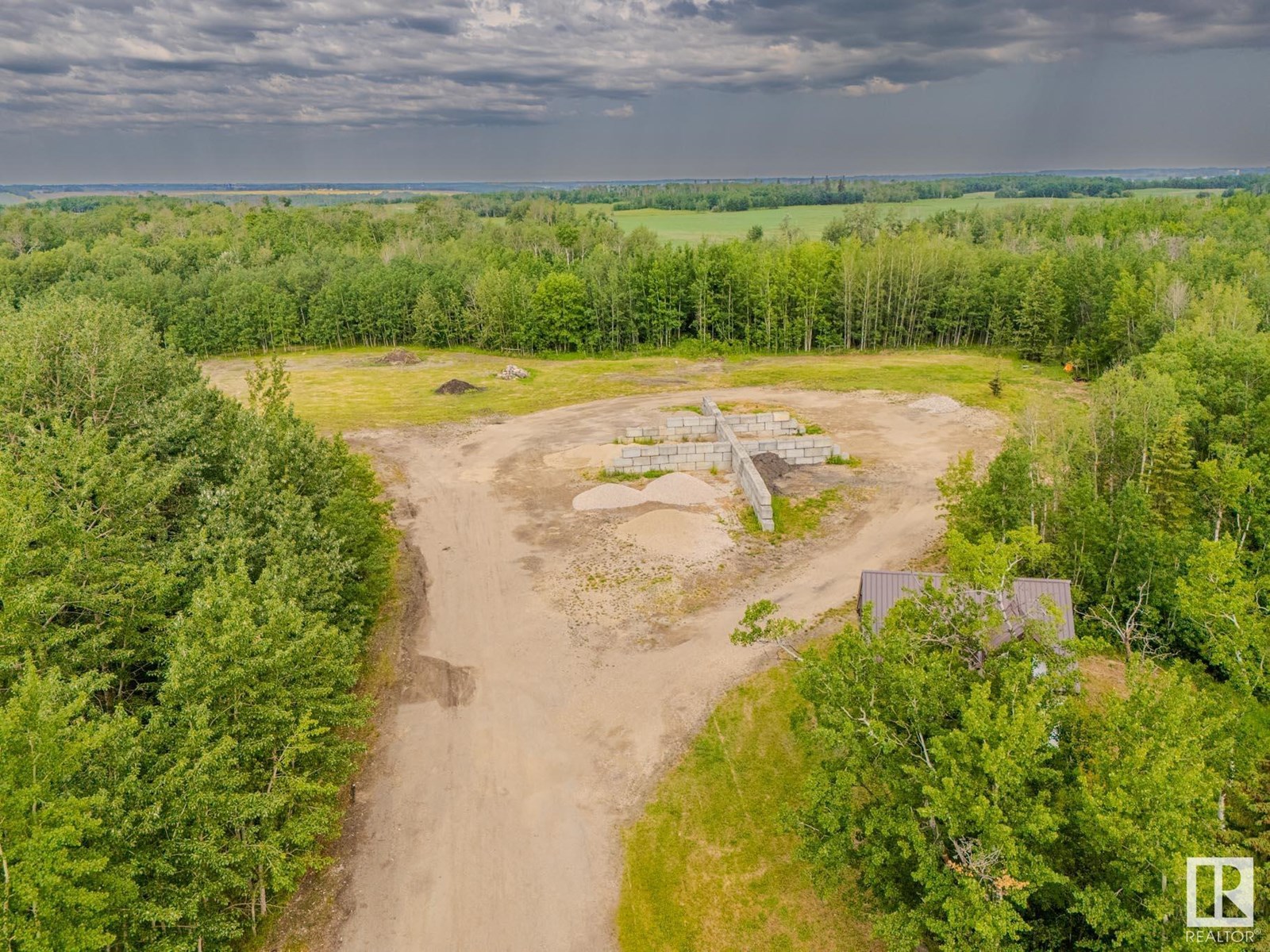 Photo 71 of 49072 Rge Road 233, Rural Leduc County AB