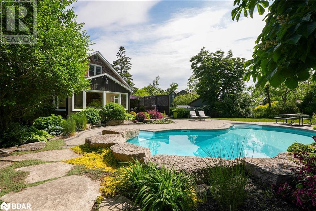 Photo 43 of 36 Dalton Street, Barrie ON