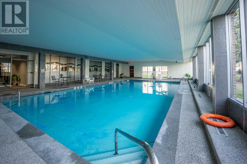 Single Family House for Sale in   Dalton Drive NW Dalhousie Calgary 