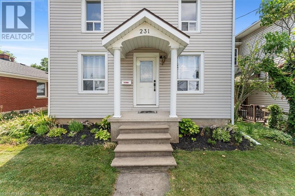 Photo 5 of 231 Vine Street, St Catharines ON