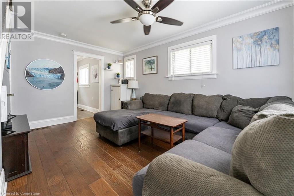 Photo 8 of 231 Vine Street, St Catharines ON