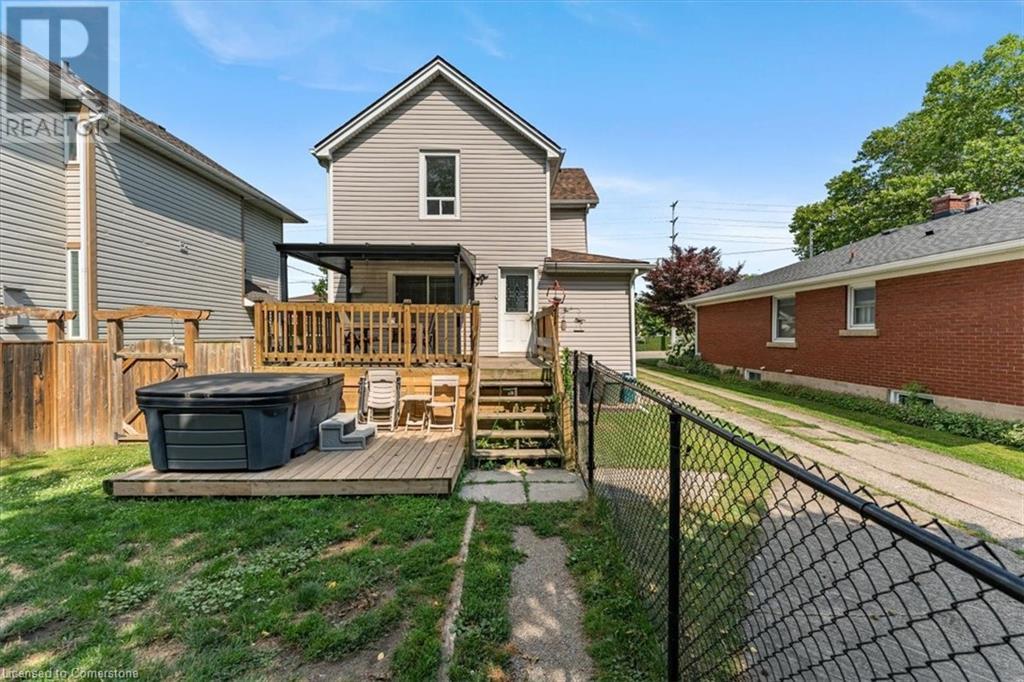 Photo 39 of 231 Vine Street, St Catharines ON