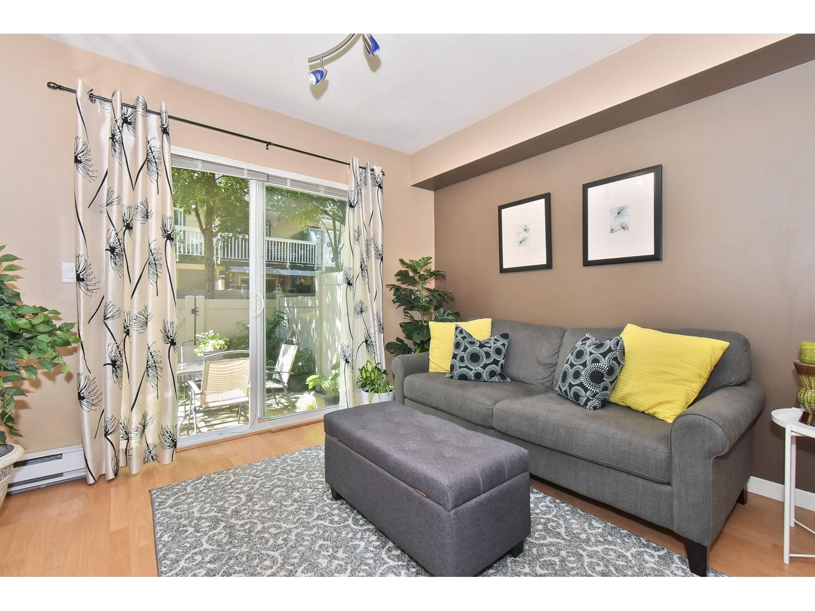 Photo 12 of 34 8778 159 Street, Surrey BC