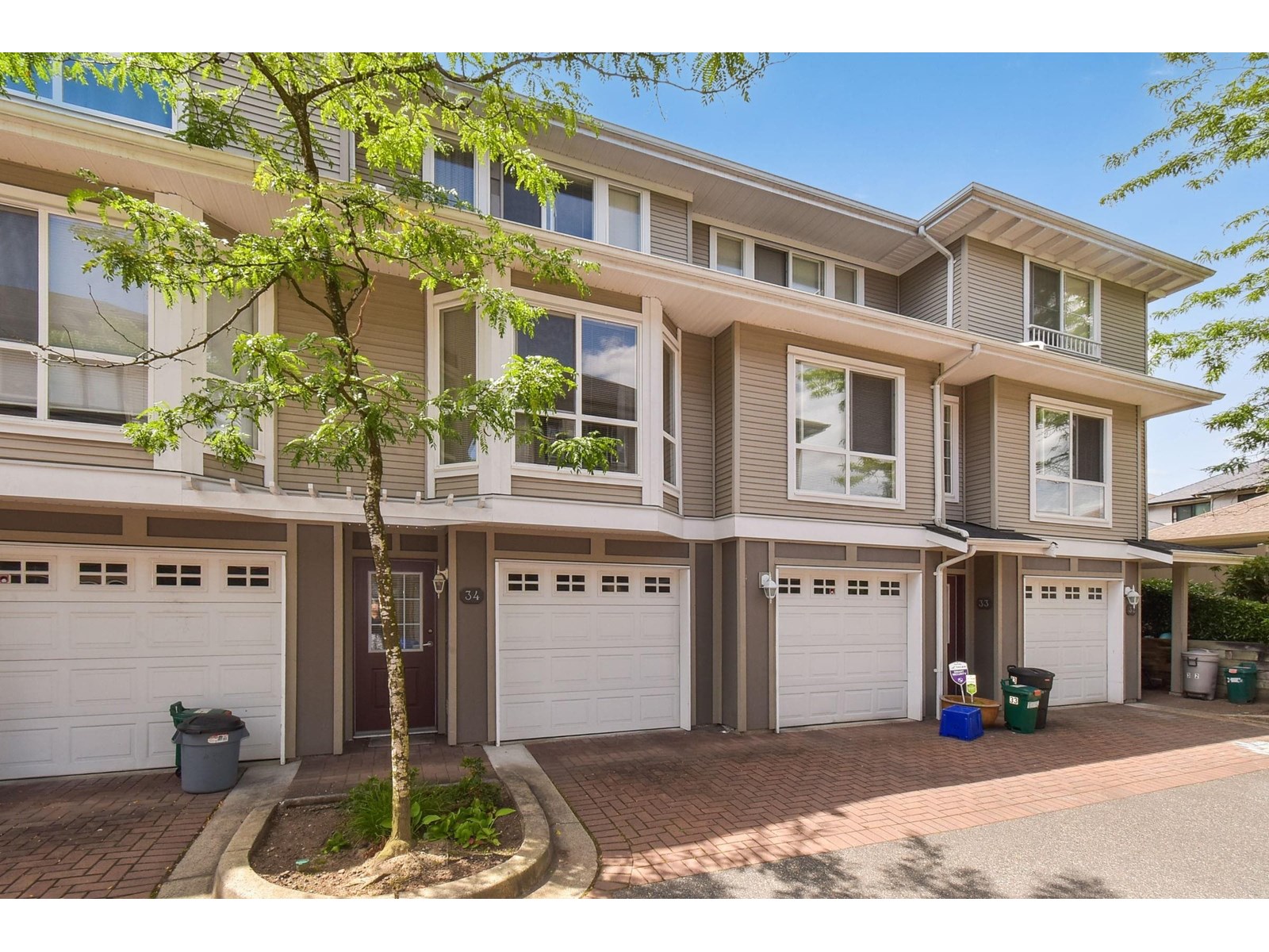 Photo 23 of 34 8778 159 Street, Surrey BC