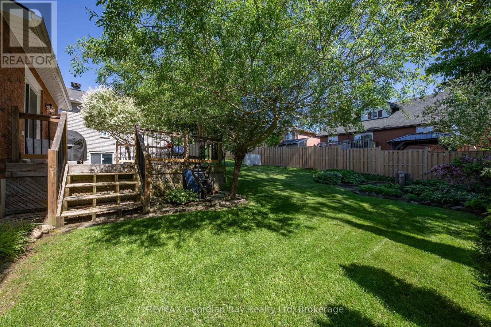 Photo 7 of 160 Griffin Street, Midland ON
