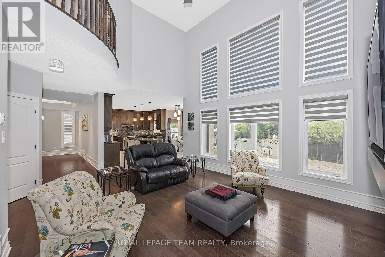 Photo 11 of 51 Bridle Crest Court, Ottawa ON
