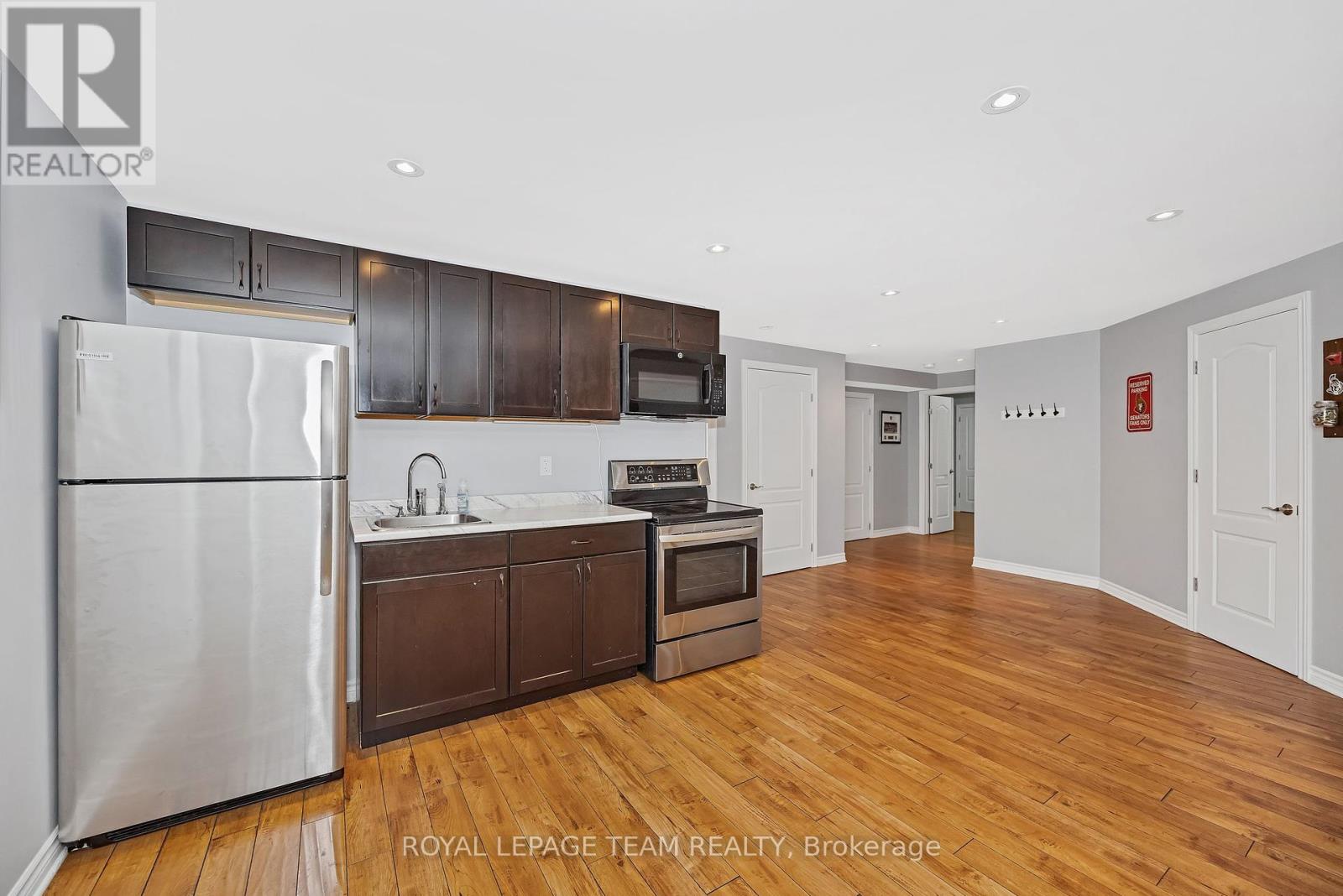 Photo 34 of 51 Bridle Crest Court, Ottawa ON