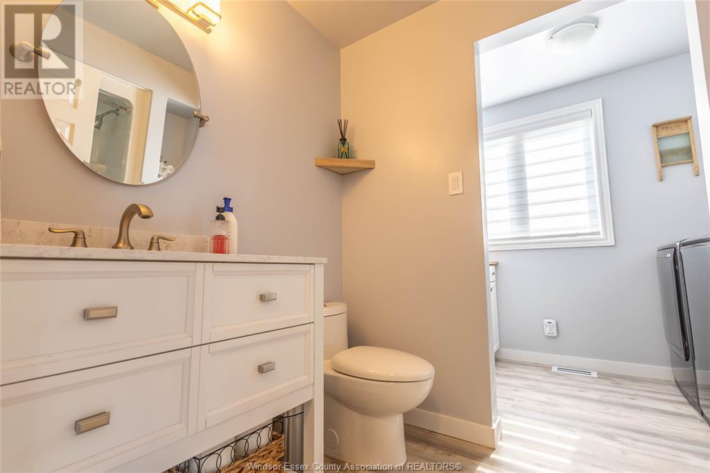 Photo 14 of 533 Cumberland Way, Colchester ON