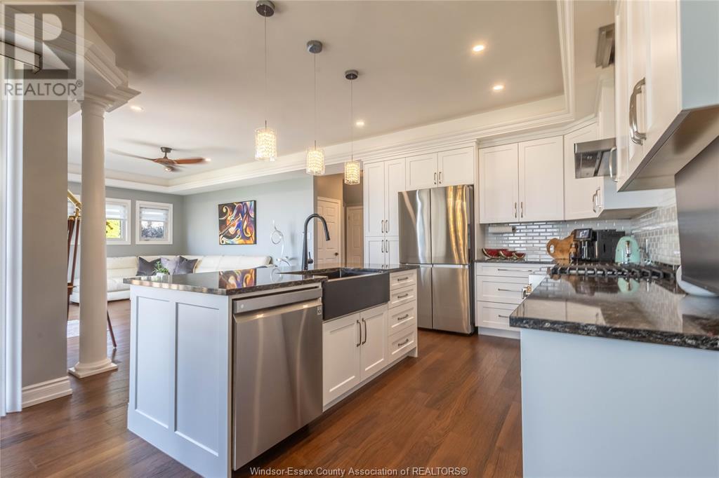 Photo 6 of 533 Cumberland Way, Colchester ON