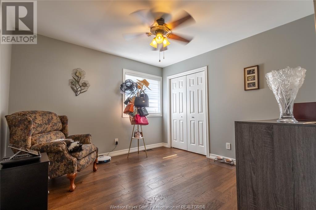 Photo 27 of 533 Cumberland Way, Colchester ON