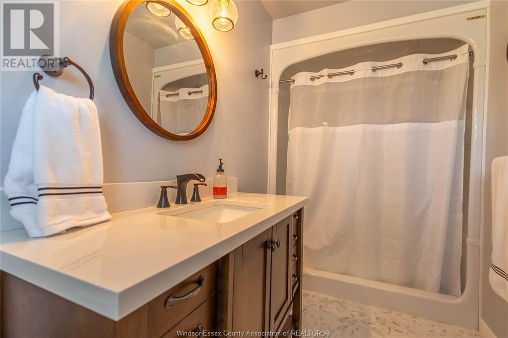 Photo 33 of 533 Cumberland Way, Colchester ON