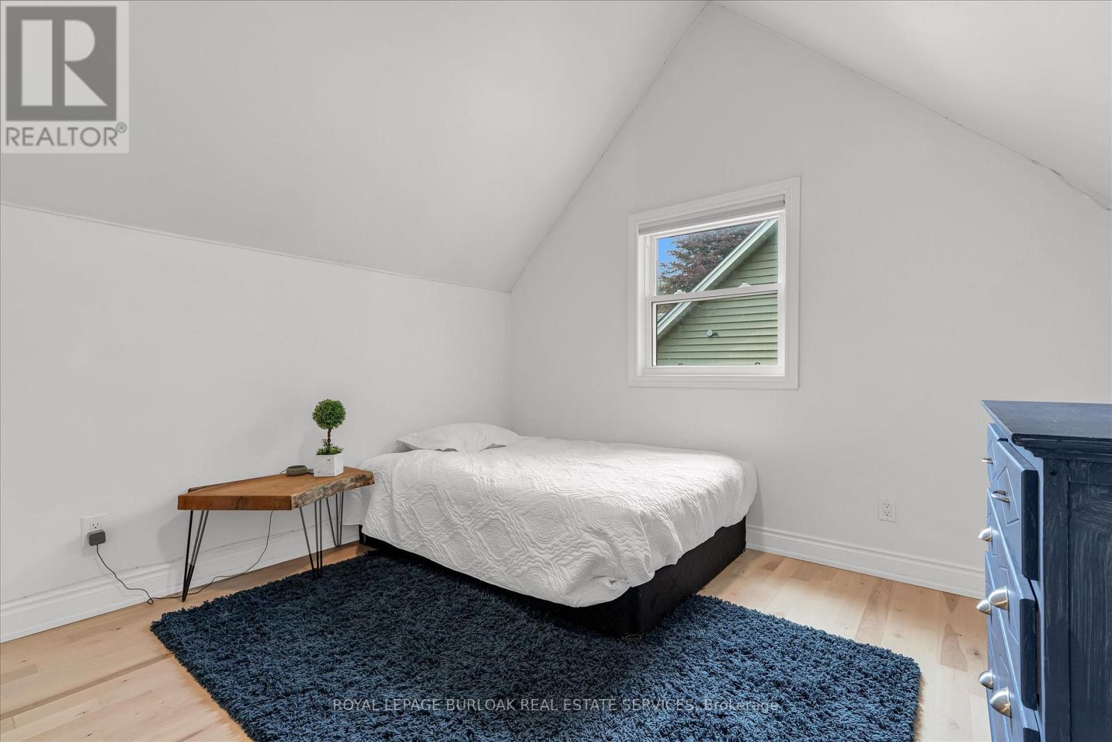 Photo 24 of 2189 Deyncourt Drive, Burlington ON