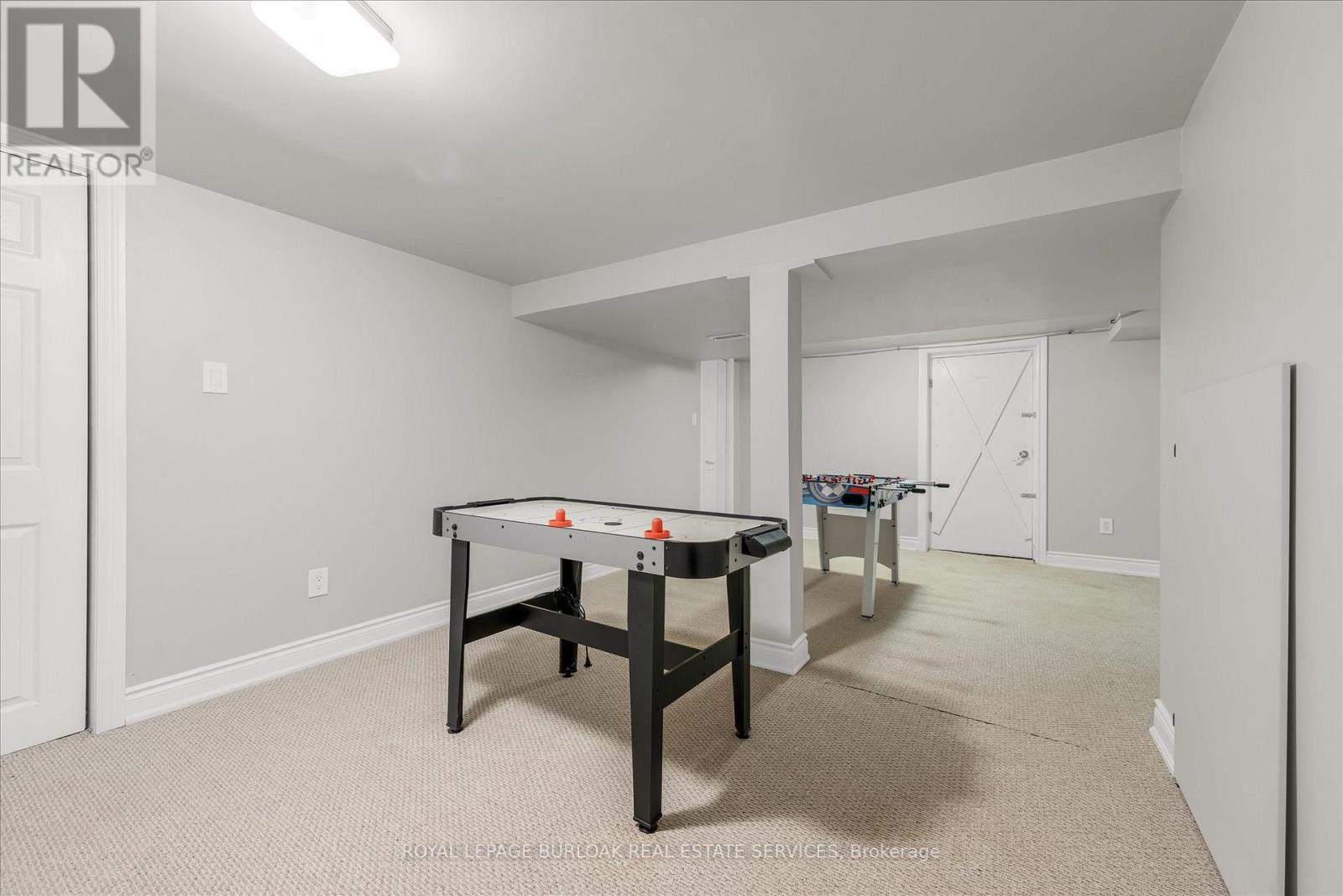 Photo 34 of 2189 Deyncourt Drive, Burlington ON
