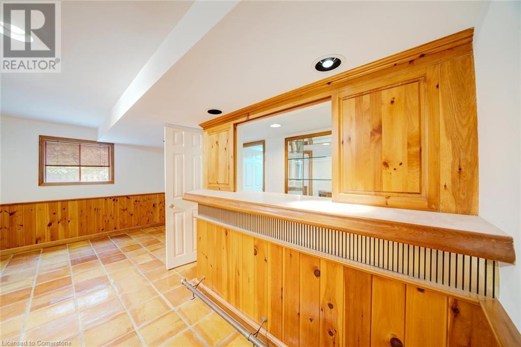 Photo 41 of 102 Crawford Rose Drive, Aurora ON