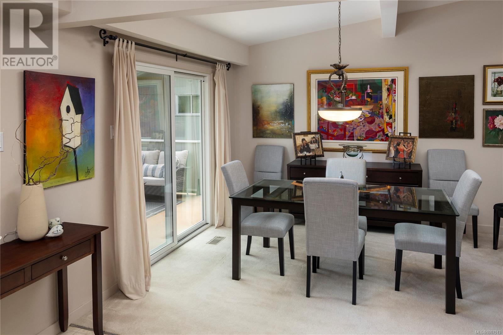Photo 11 of 3505 Cardiff Pl, Oak Bay BC