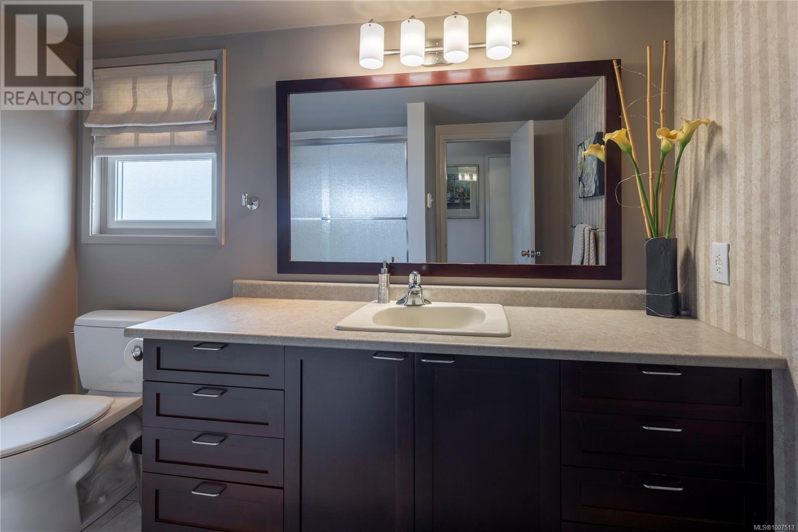 Photo 19 of 3505 Cardiff Pl, Oak Bay BC