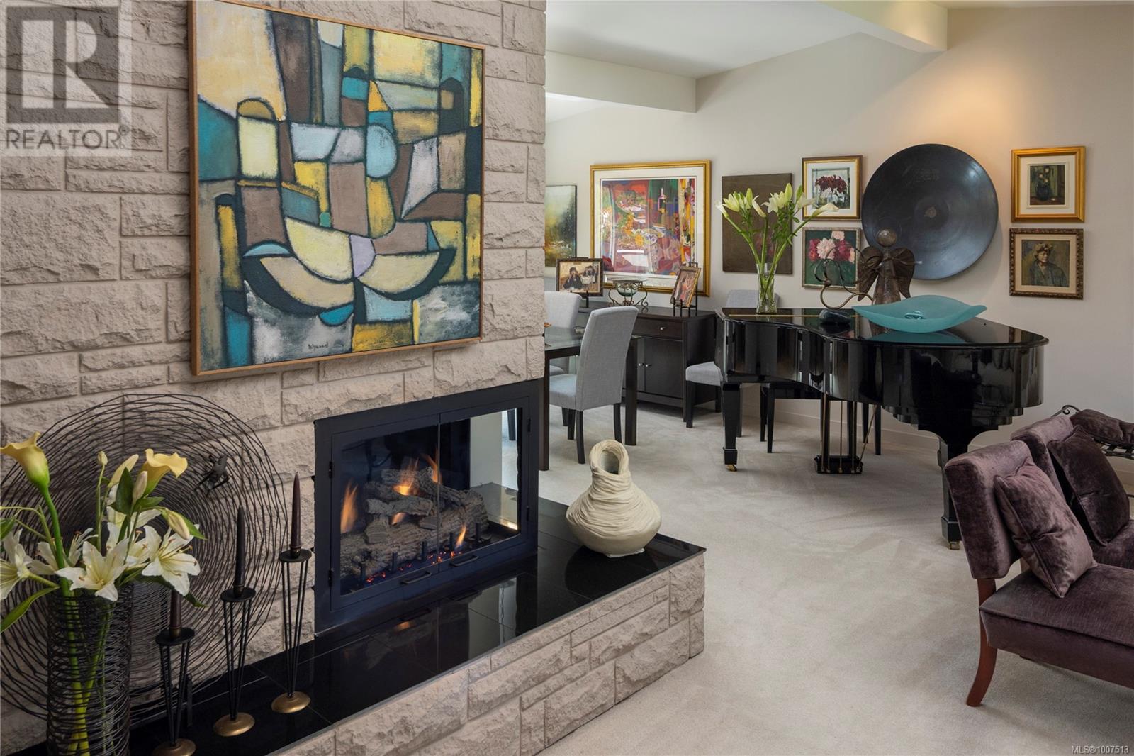 Photo 6 of 3505 Cardiff Pl, Oak Bay BC