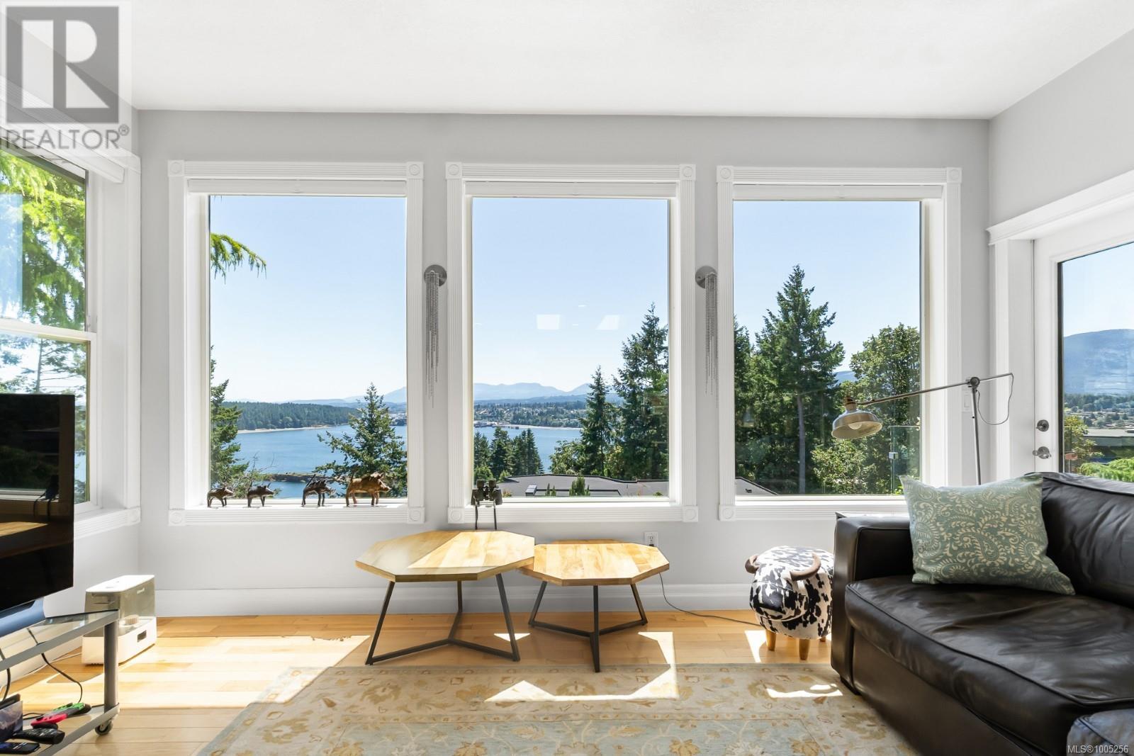 Photo 19 of 570 Cumberland Pl, Nanaimo BC