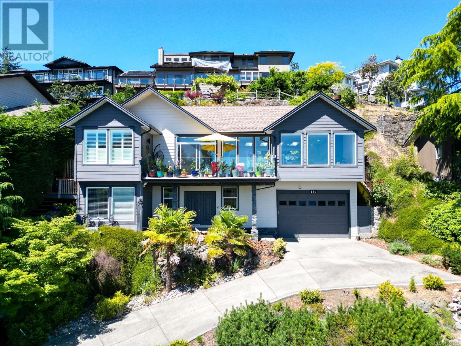 Photo 12 of 570 Cumberland Pl, Nanaimo BC