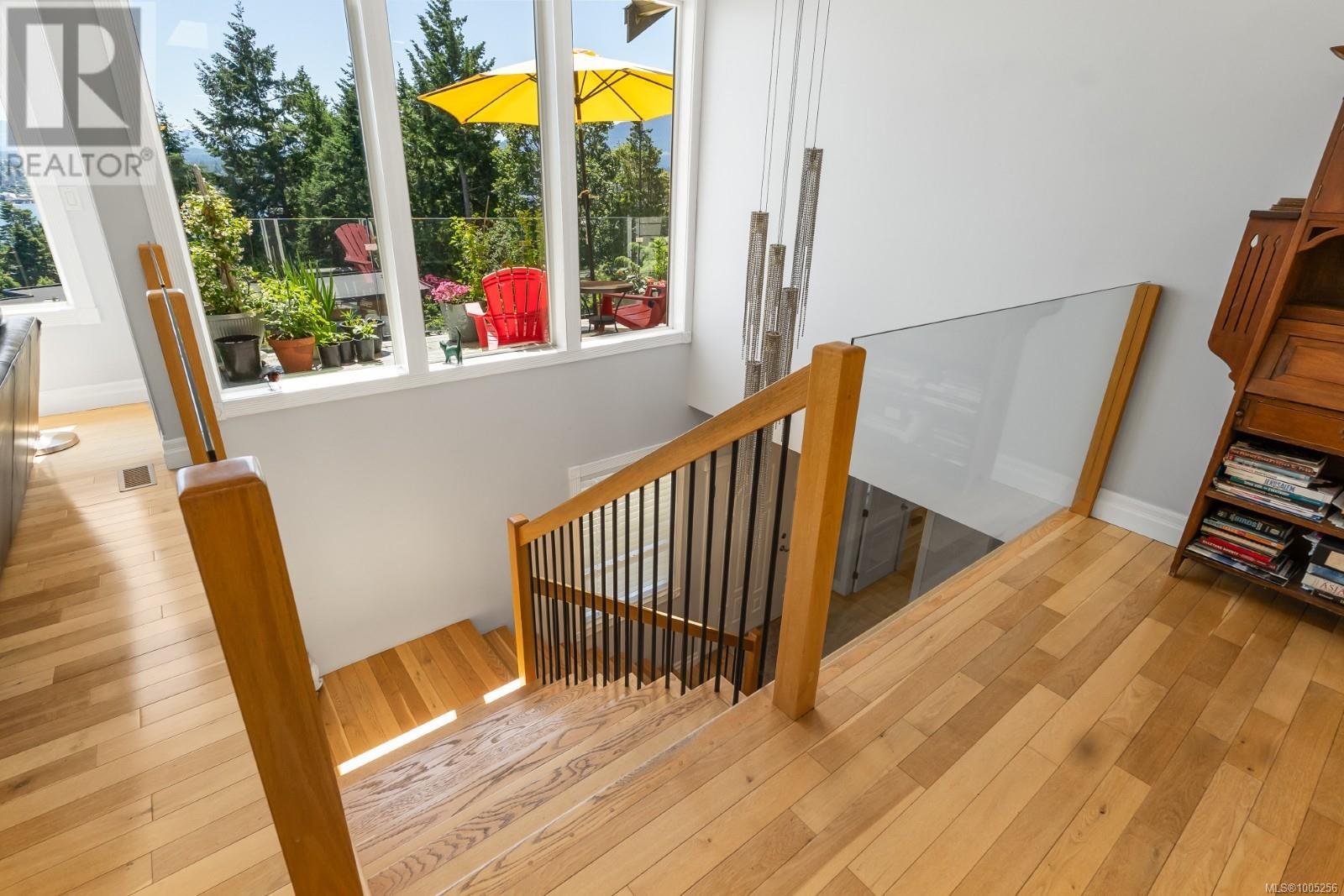 Photo 37 of 570 Cumberland Pl, Nanaimo BC