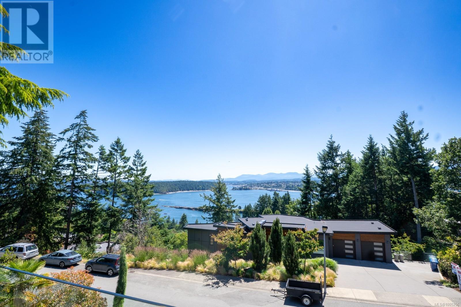 Photo 52 of 570 Cumberland Pl, Nanaimo BC