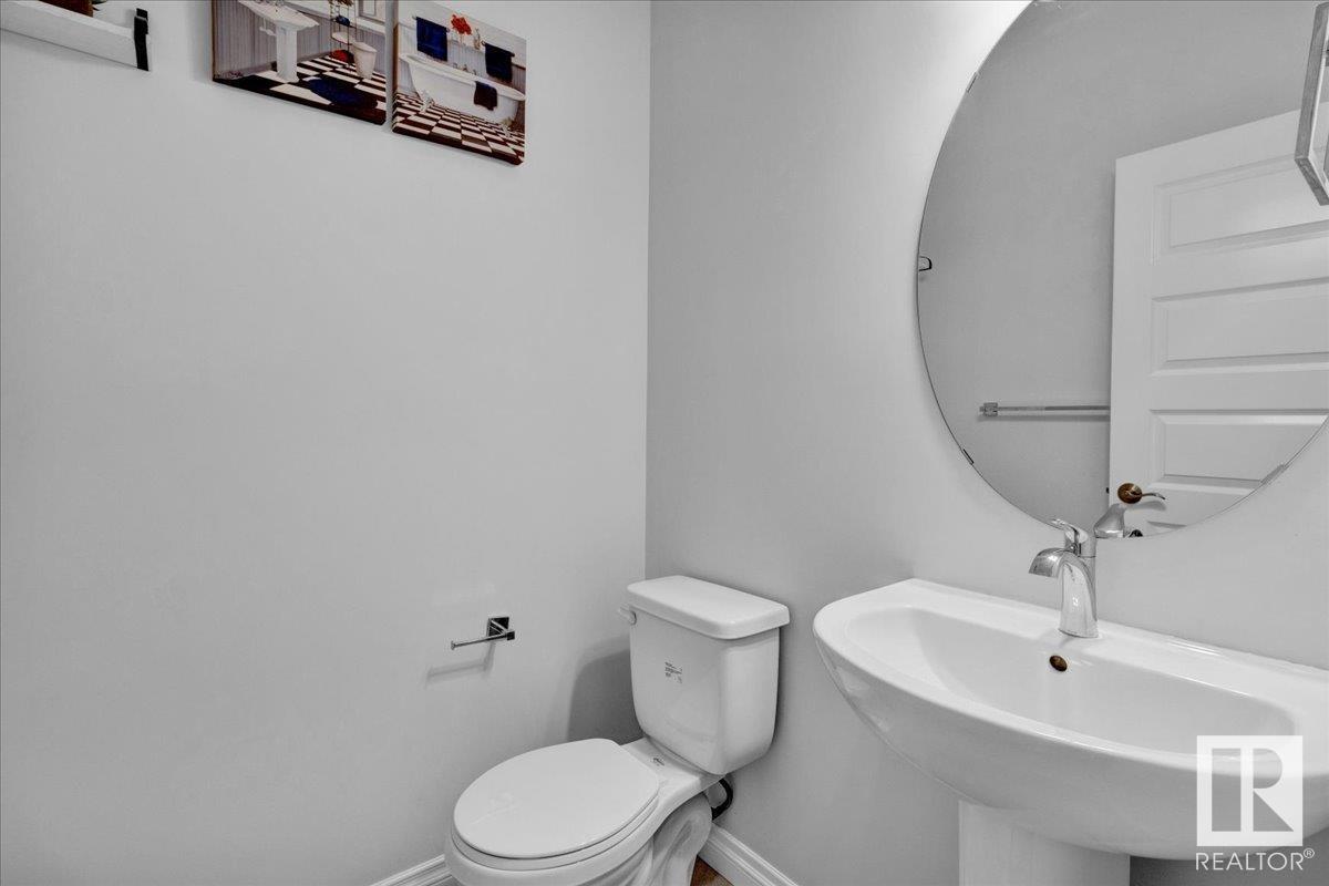Photo 40 of 8708 223 St Nw, Edmonton AB