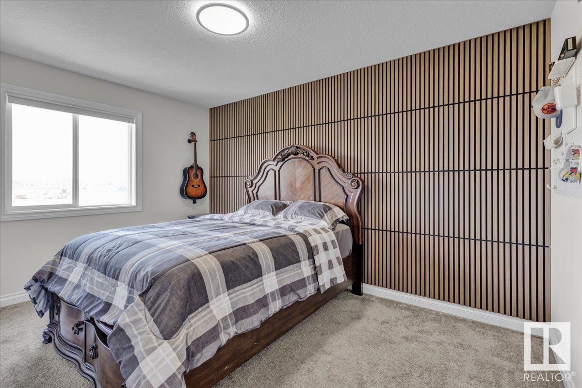 Photo 2 of 8708 223 St Nw, Edmonton AB