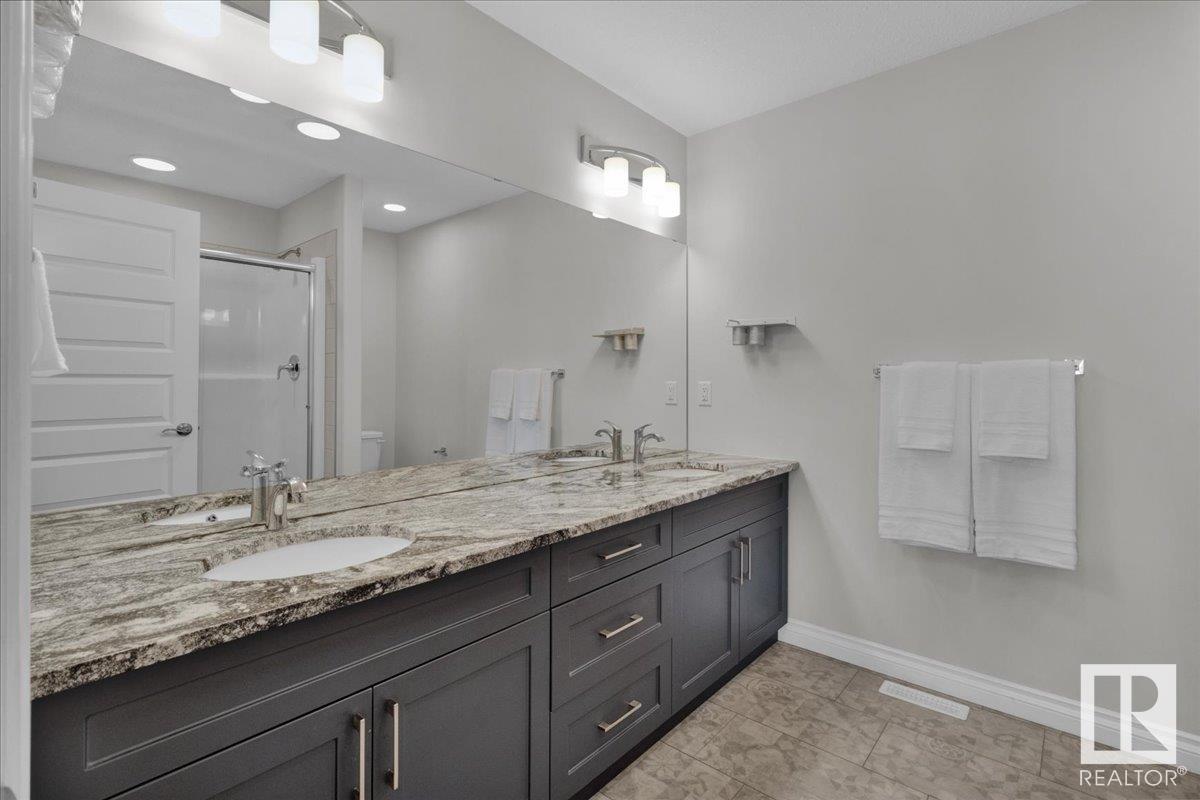 Photo 26 of 8708 223 St Nw, Edmonton AB