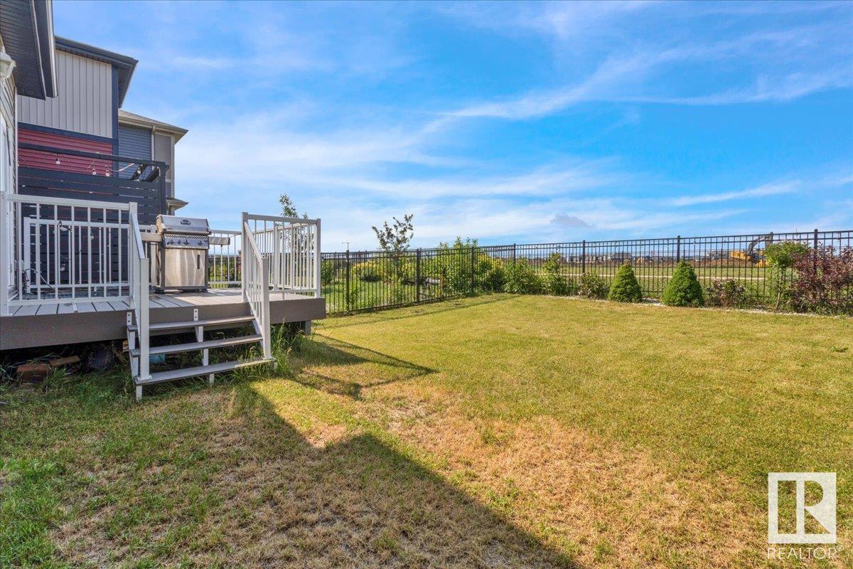 Photo 25 of 8708 223 St Nw, Edmonton AB