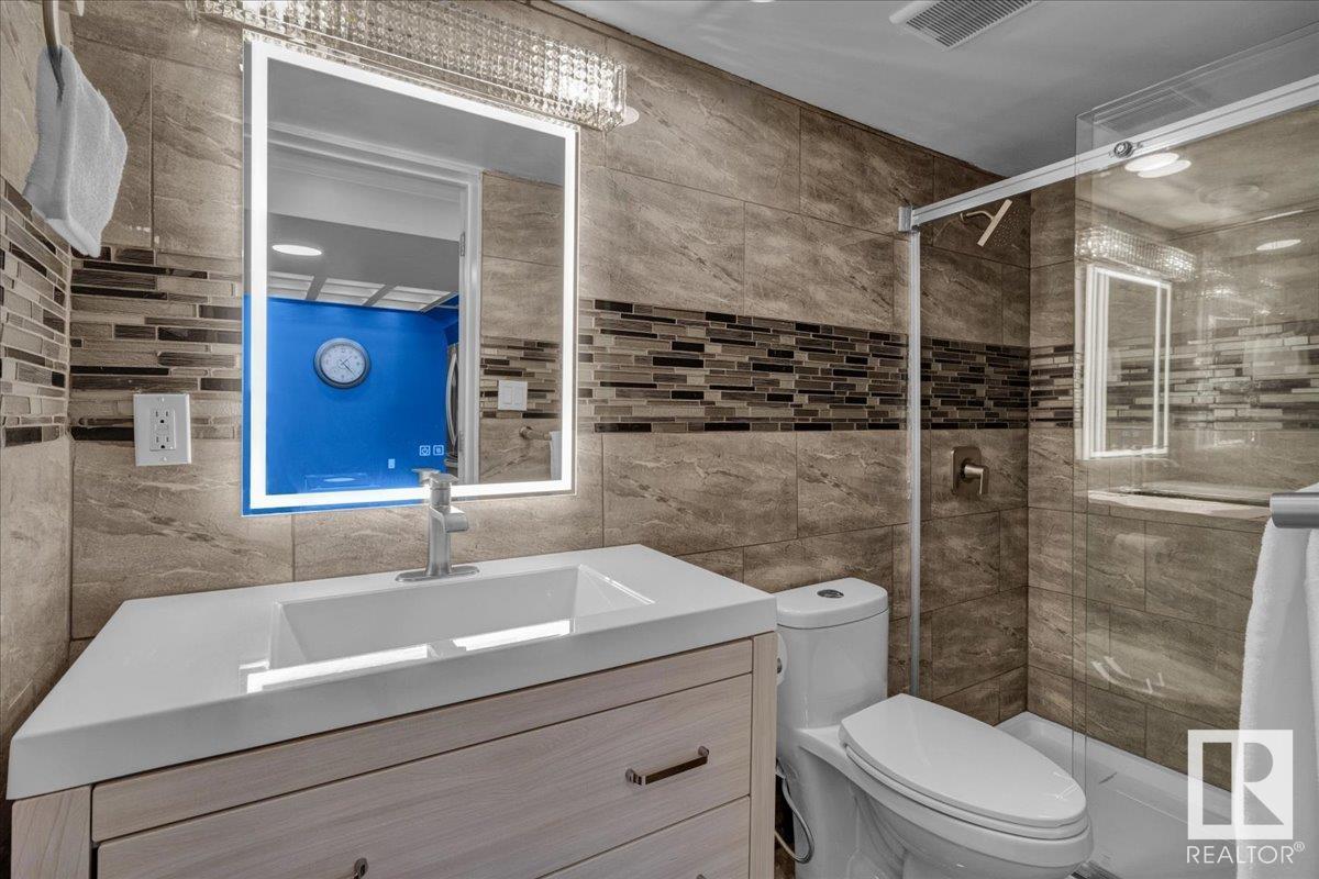 Photo 31 of 8708 223 St Nw, Edmonton AB