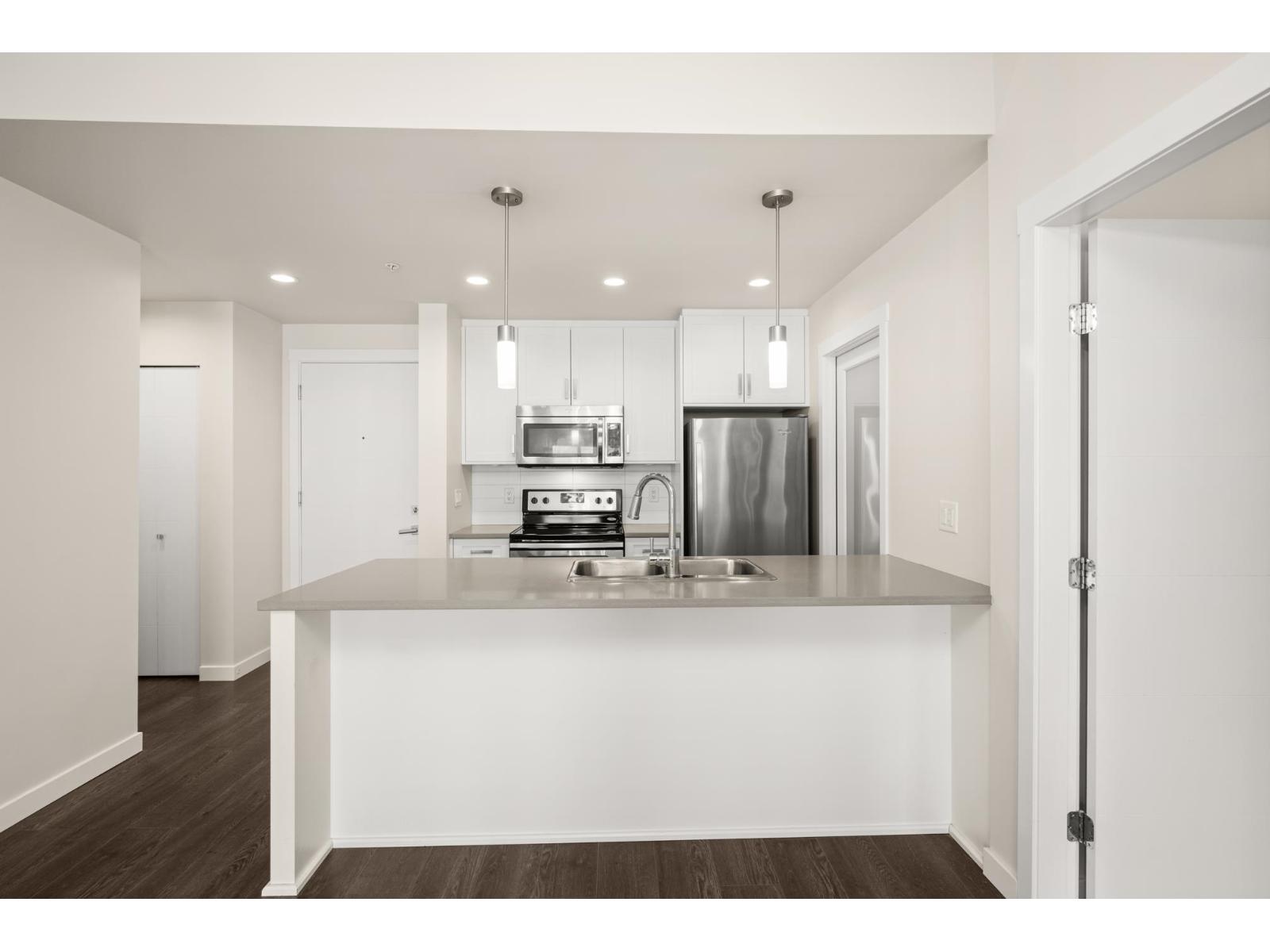 Photo 13 of 210 2242 Whatcom Road, Abbotsford BC
