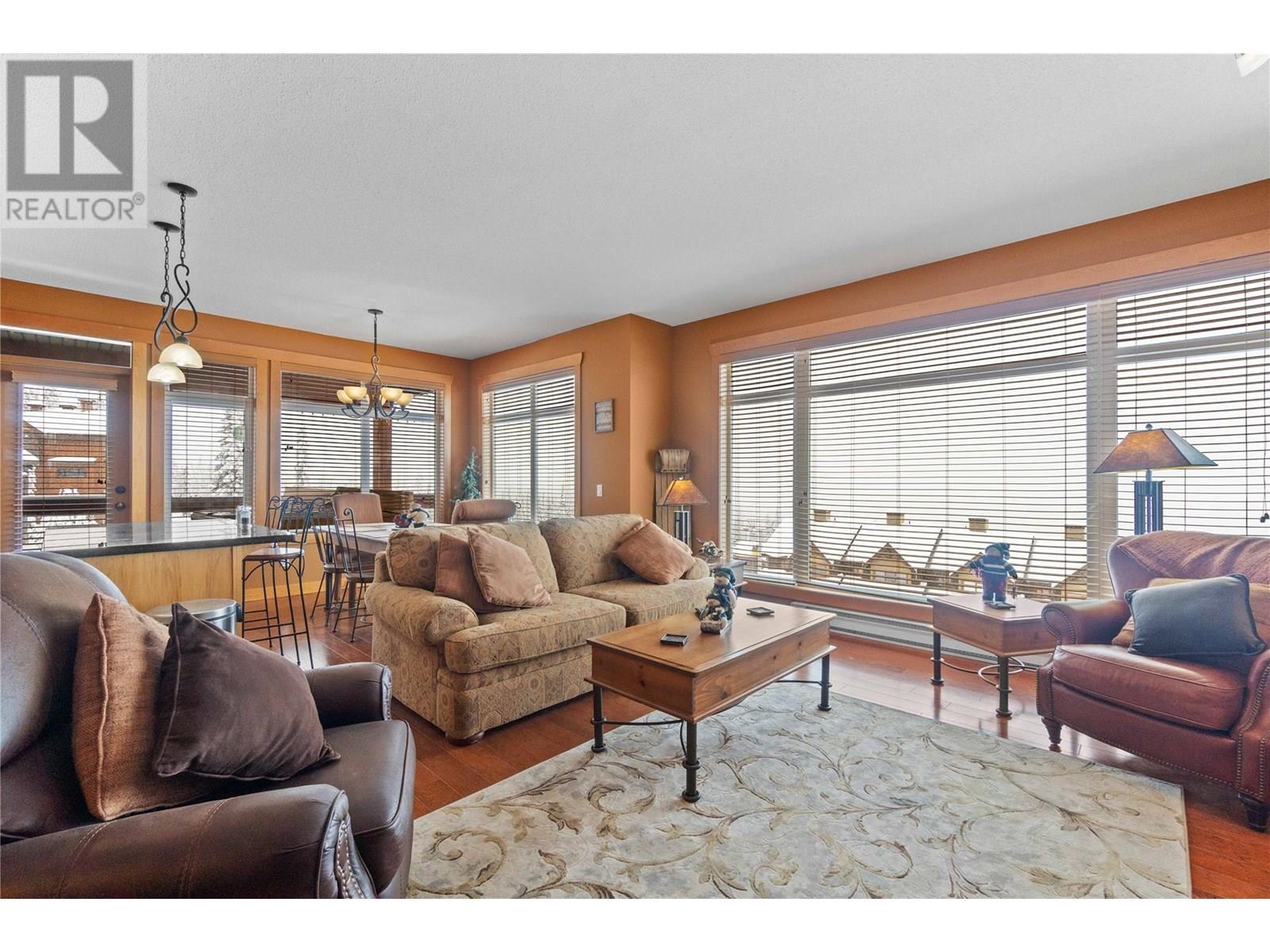 315 Whitehorse Lane Unit# 303, Big White