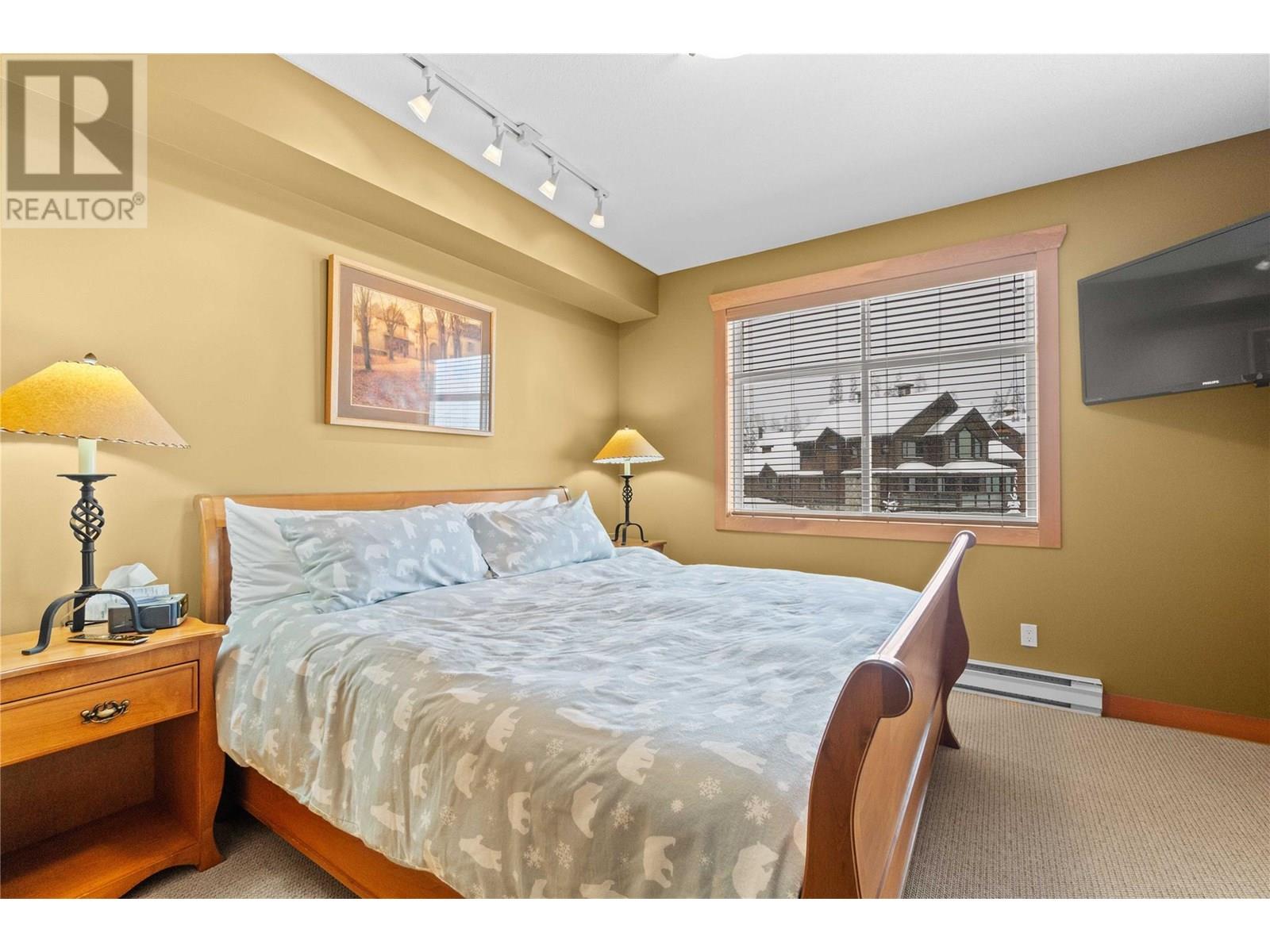 315 Whitehorse Lane Unit# 303, Big White