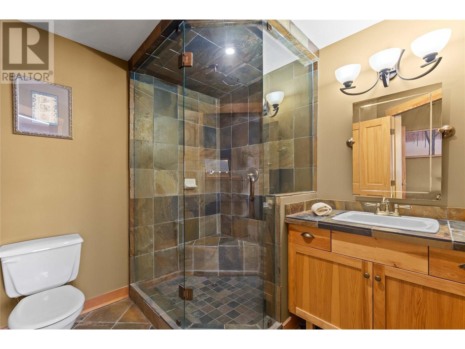 315 Whitehorse Lane Unit# 303, Big White
