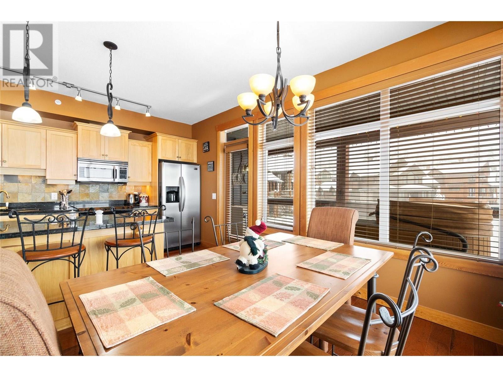 315 Whitehorse Lane Unit# 303, Big White