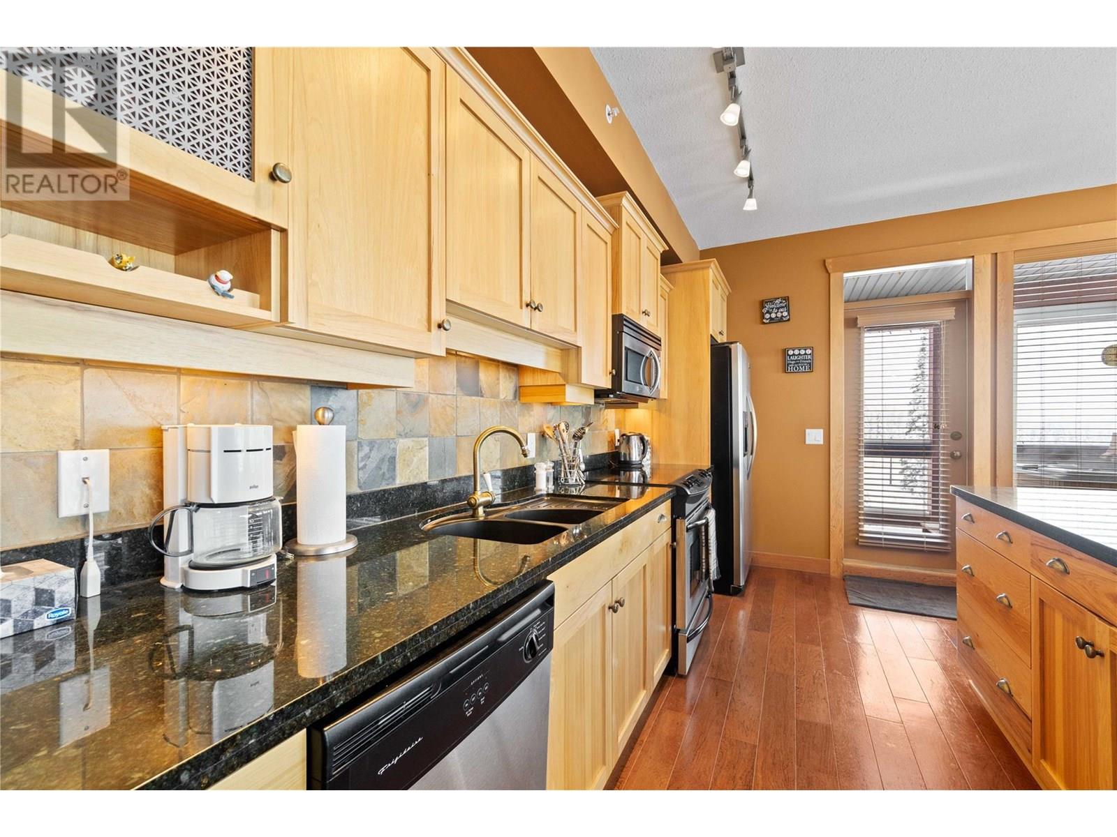 315 Whitehorse Lane Unit# 303, Big White