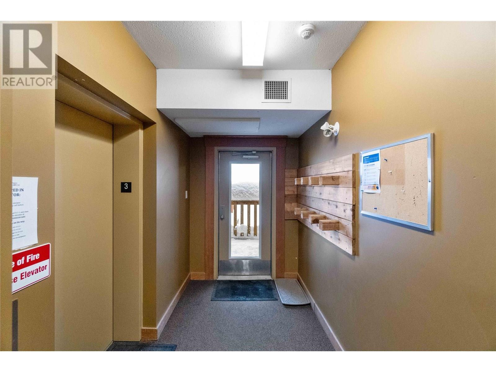 315 Whitehorse Lane Unit# 303, Big White