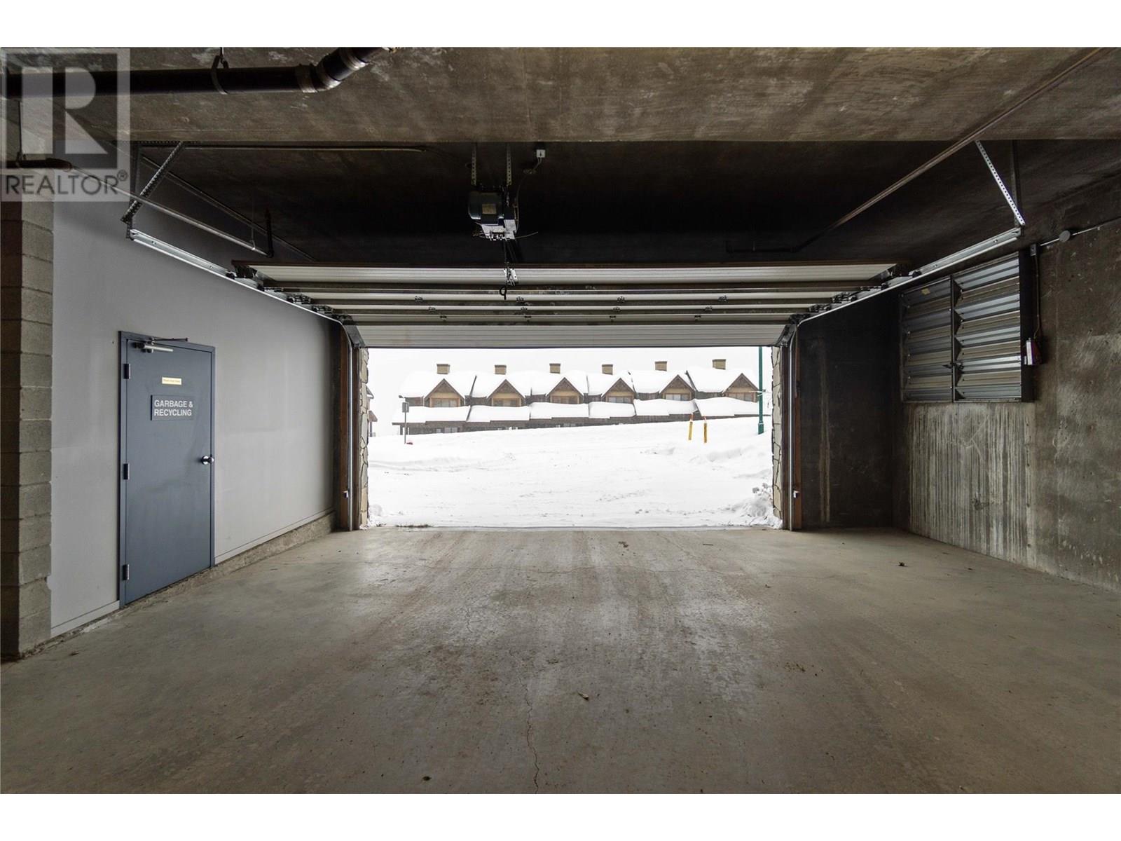 315 Whitehorse Lane Unit# 303, Big White