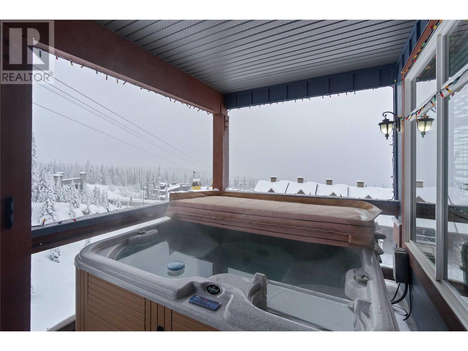 315 Whitehorse Lane Unit# 303, Big White