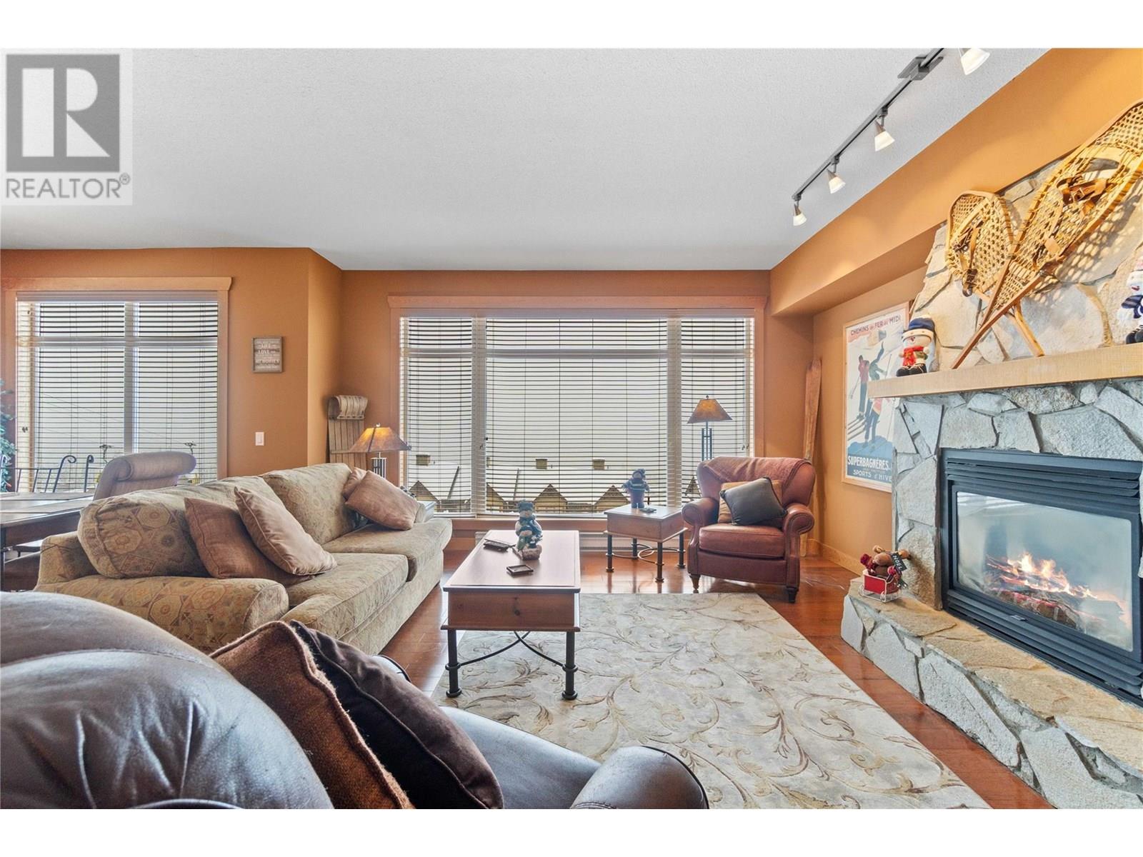 315 Whitehorse Lane Unit# 303, Big White