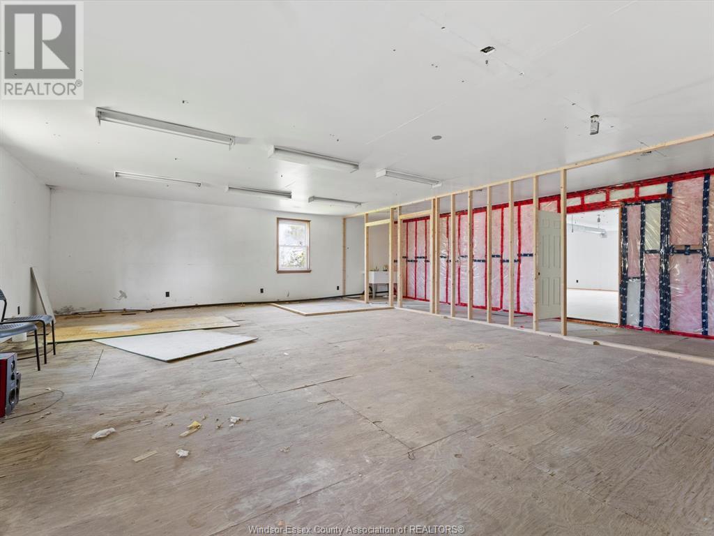 Photo 5 of 4775 Joy Unit Upper Shop, Windsor ON