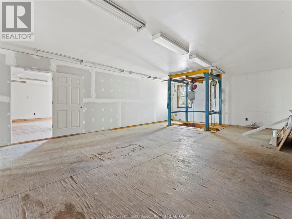 Photo 6 of 4775 Joy Unit Upper Shop, Windsor ON