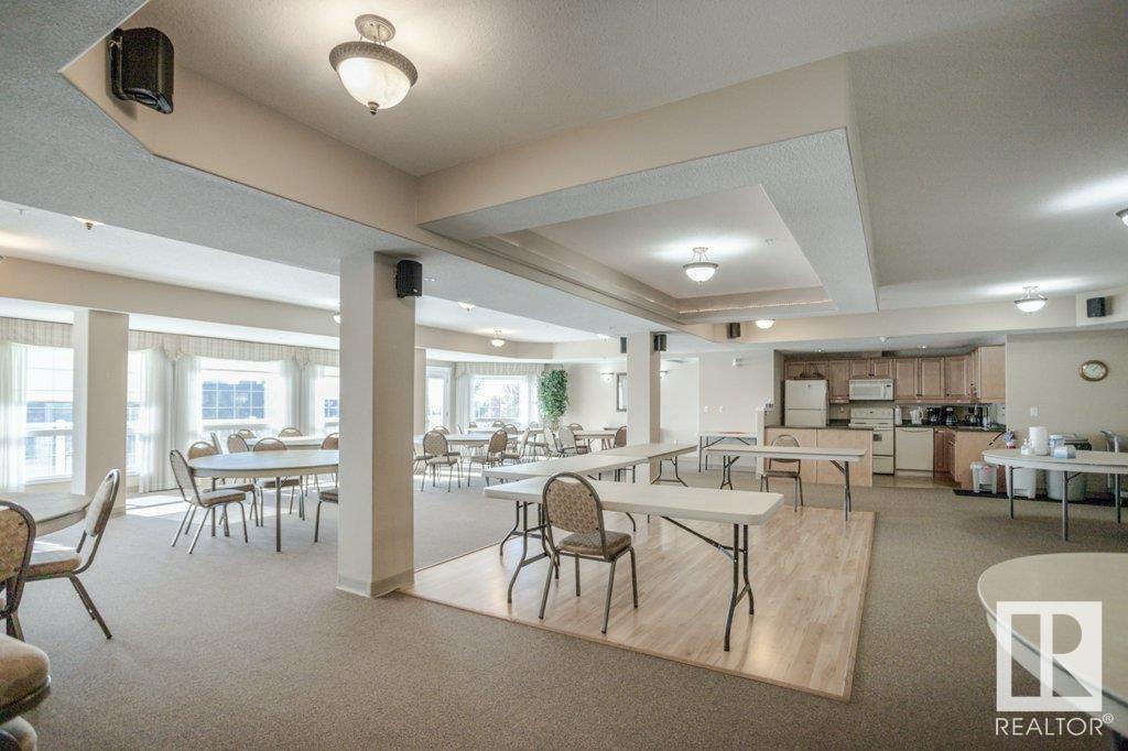 Photo 1 of 460 2750 55 St Nw, Edmonton AB
