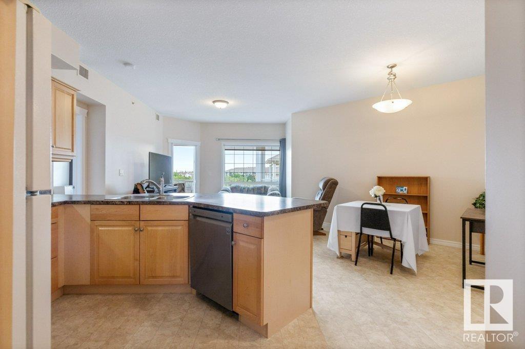 Photo 26 of 460 2750 55 St Nw, Edmonton AB