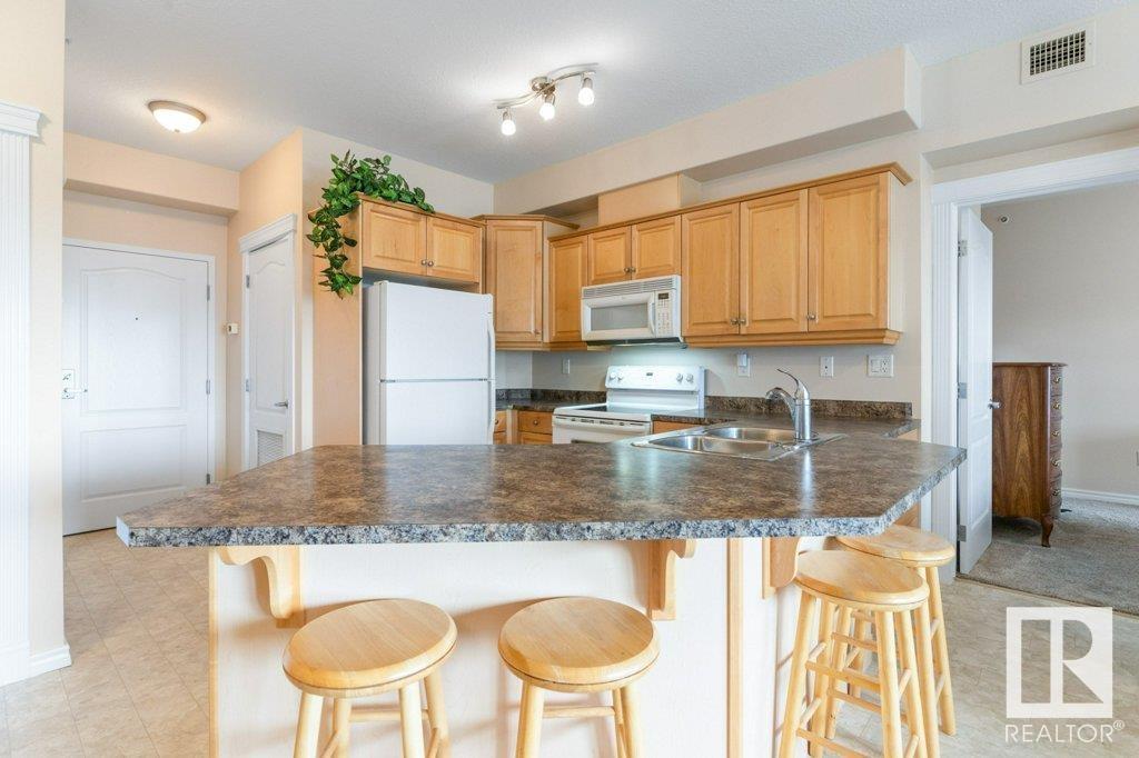 Photo 44 of 460 2750 55 St Nw, Edmonton AB