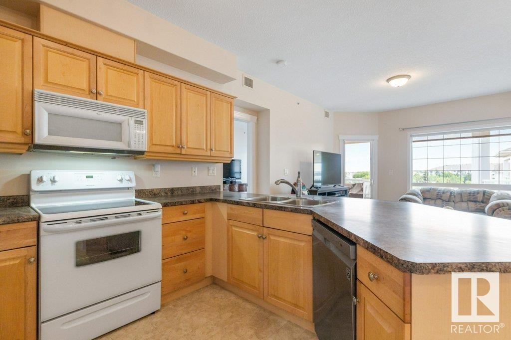Photo 39 of 460 2750 55 St Nw, Edmonton AB