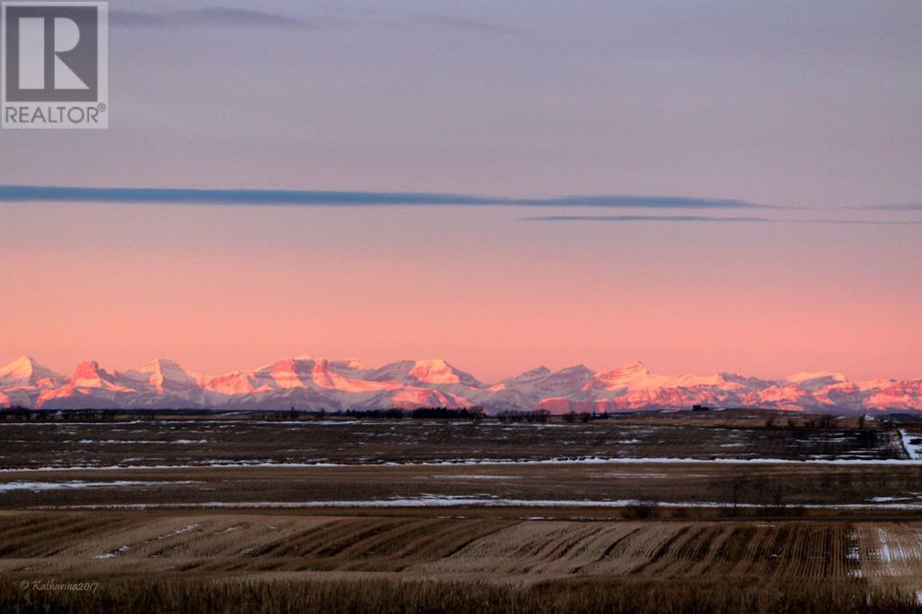 Photo 20 of 412 Harrison Court, Crossfield AB