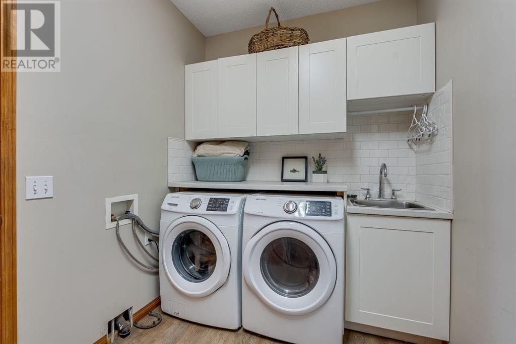 Photo 5 of 412 Harrison Court, Crossfield AB