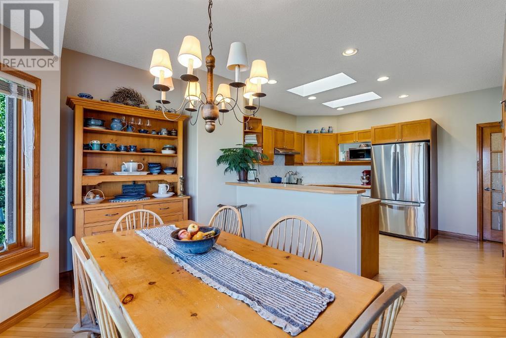 Photo 16 of 412 Harrison Court, Crossfield AB